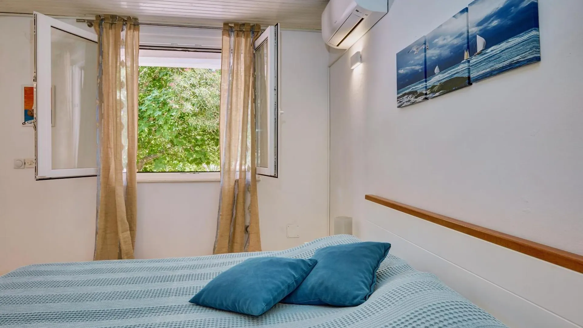 Apartments With A Parking Space Losinj, Losinj - 23373 Mali Lošinj